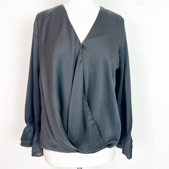 Vince Camuto Tops - VINCE CAMUTO BLACK SILKY SURPLICE FRONT LONG SLEEVE BLOUSE SZ SMALL